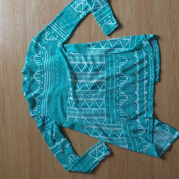 Ethnic print top - Picture 5 of 5